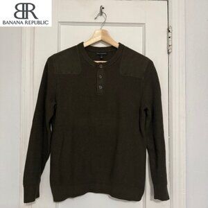 Banana Republic Men's Wavy Texture Camo Green Sweater | Size: M